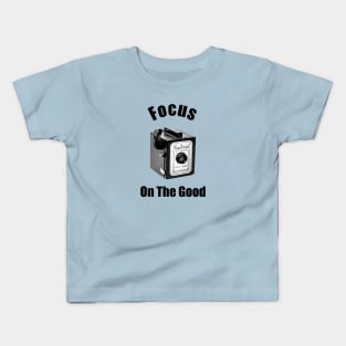 Vintage 1960s Box Camera - Focus - Black Text Kids T-Shirt